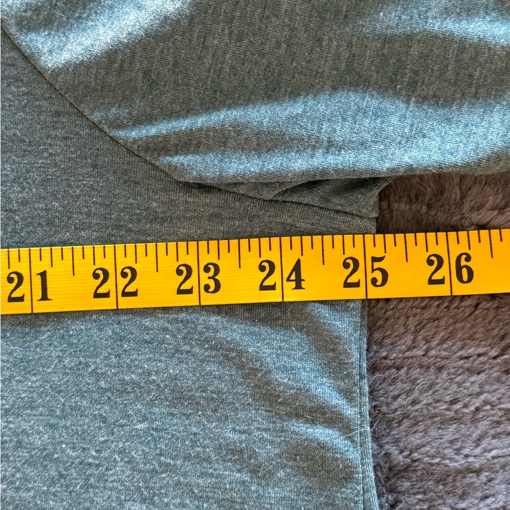 BloomChic Pumpkin Graphic Tee - Picture 6 of 8